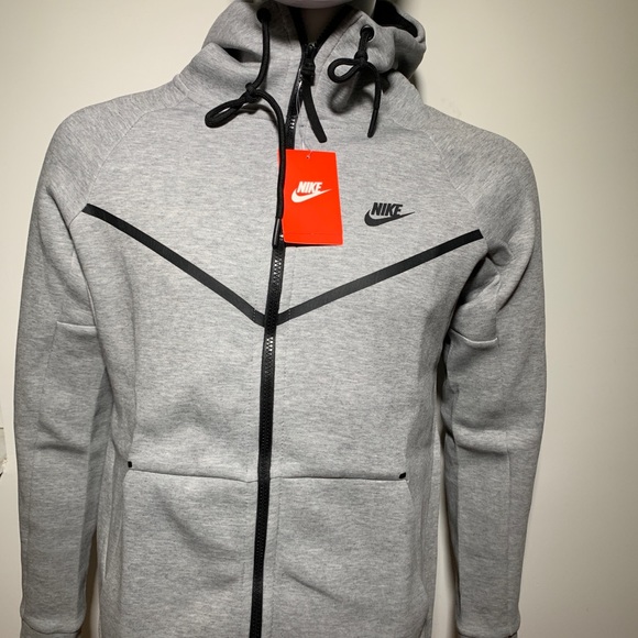 nike tech fleece jacket grey